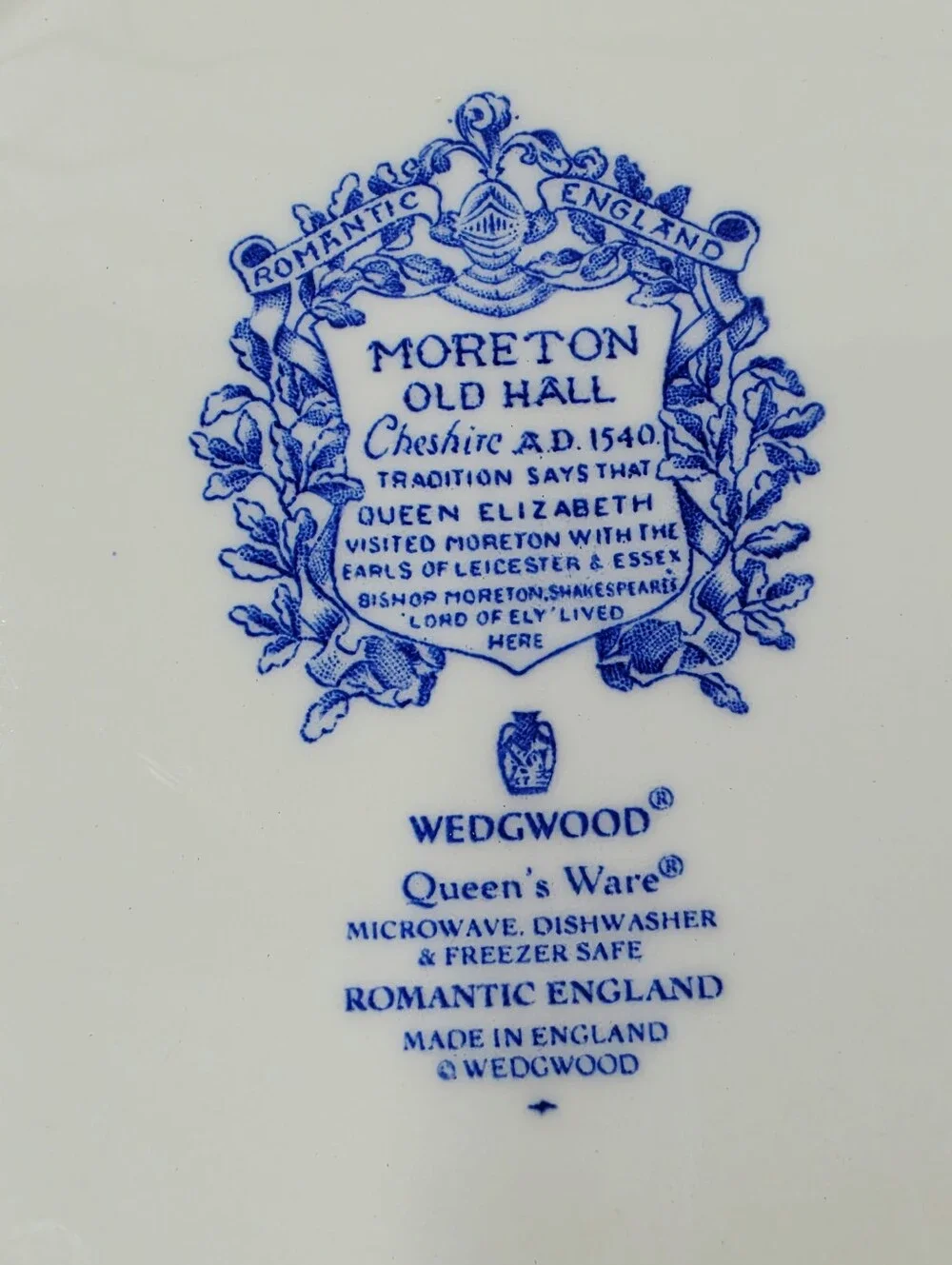 Wedgwood Romantic England Moreton Old Hall Dinner Plate Made In England